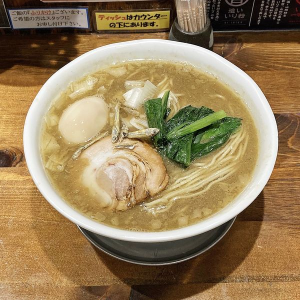 「ブチニボらーめん＋味玉」@瀬戸内いりこラーメン 古田島の写真