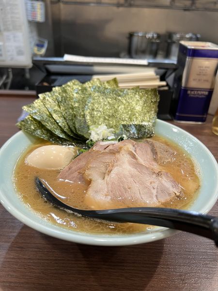 「らーめん全部乗せ」@横浜家系らーめん侍 渋谷本店の写真