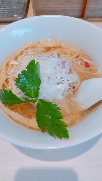 「ポルチーニ香る塩らぁ麺」@麺屋みや田の写真