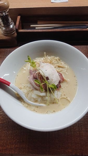 「クリーミー牡蠣」@芛堂寺の写真