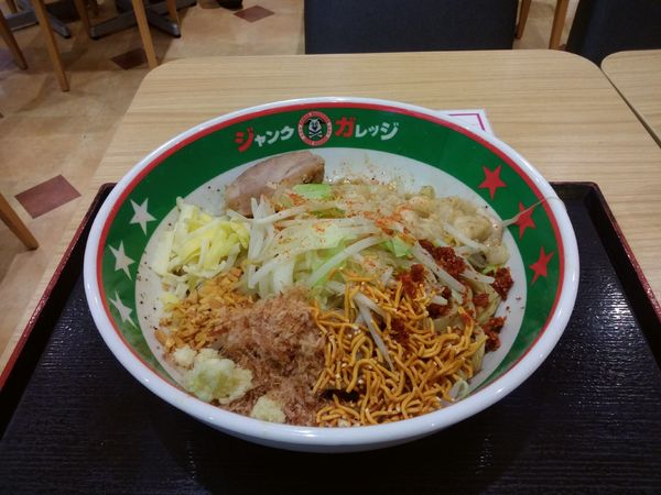 「まぜそば並780円」@ジャンクガレッジ イオン北戸田店の写真