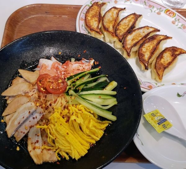 「辛い!冷し中華 858円+餃子 319円」@餃子の王将 水戸さくら通り店の写真