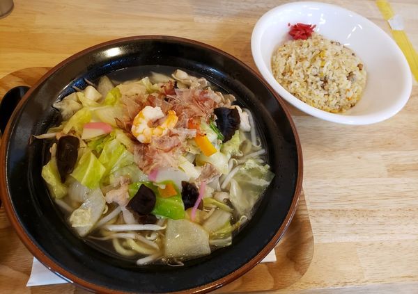 「和風だしちゃんぽん 半焼めしセット」@福岡ちゃんぽん おうばいとうりの写真