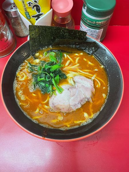 「紅辛らーめん(850円)」@横濱家系ラーメン 勝鬨家の写真