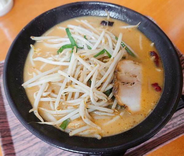 「特製ラーメン(みそ)」@ラーメン四万十 岩田店の写真