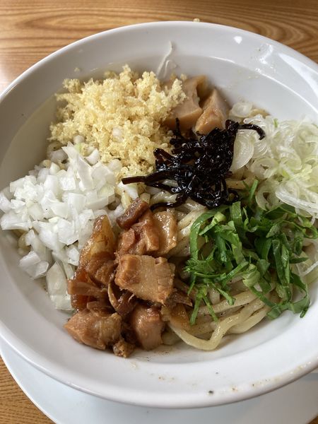 「にぼまぜ（850円）」@麺や 松辰の写真