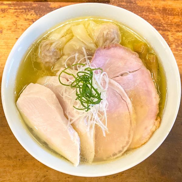 「特製塩そば ¥1,280 ワンタン ¥180」@中華そば しば田の写真