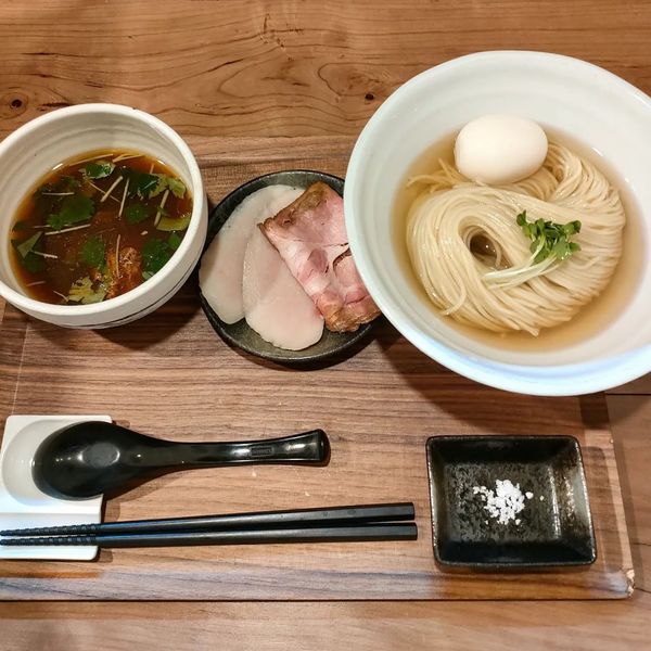 「限定 冷やし伊吹いりこ特製つけ麺」@ラーメン 健やかの写真