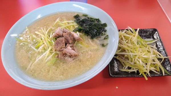 「ネギラーメン¥800+ネギ増し¥120-」@NEWラーメンショップR4の写真