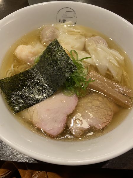 「特製ワンタン麺（ハーフ）白だし」@八雲の写真