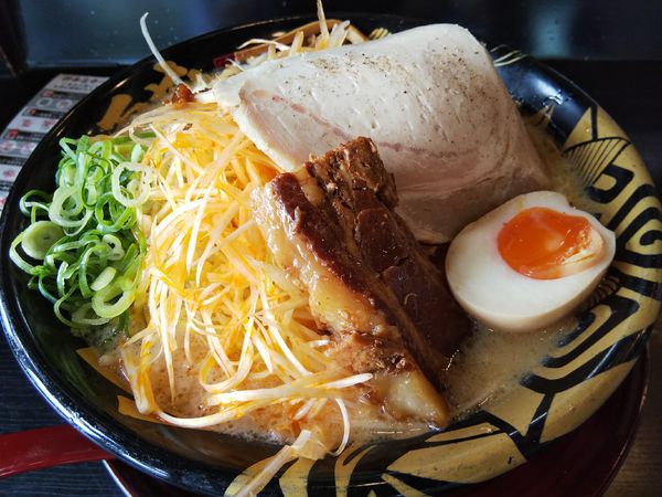 「ネギたれ味噌らーめん　＋角玉：サービス」@ハルピン味噌らーめん 雷蔵の写真