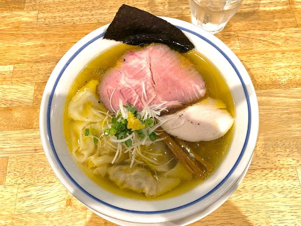 「ワンタン中華そば　塩」@手打式超多加水麺 ののくらの写真