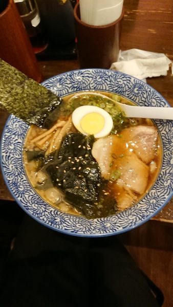 「わかめラーメン」@醤油らーめん かまやつの写真