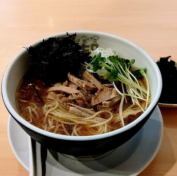 「冷やし煮干中華そば【夏期限定】＋岩のり」@中華そば ムタヒロ 錦糸町店の写真