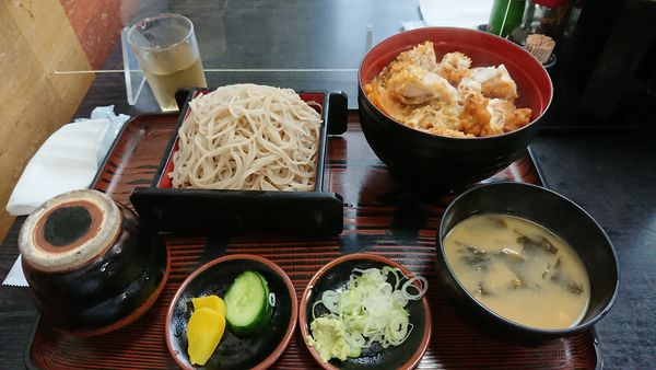「チキンカツ丼セット」@あつぎ長寿庵の写真