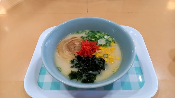 「白湯ラーメン」@バーガーハウス ピコピコの写真