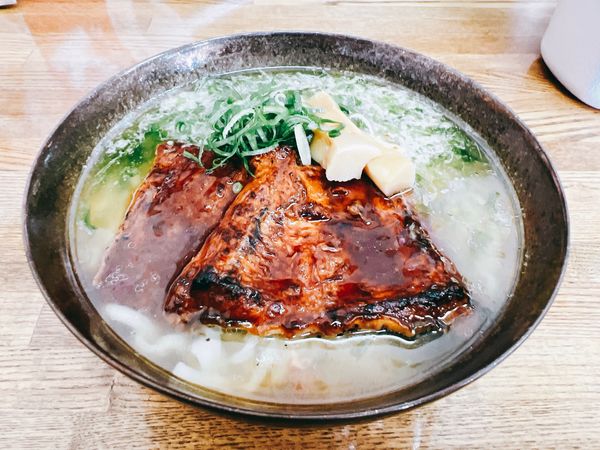 「うなぎのせトロロ潮SOBA」@㐂九家の写真