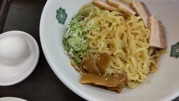 「汁なしらーめん」@日高屋 金町北口店の写真