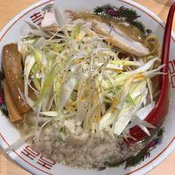 ねぎ豚骨らぁめん