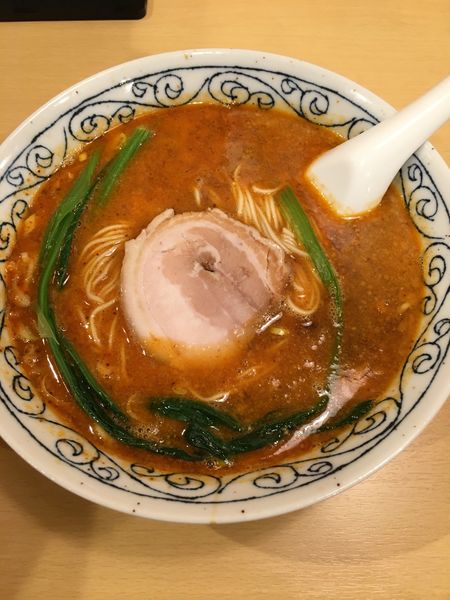 「秘伝担々麺(800円)」@正麺 神田小川町店の写真