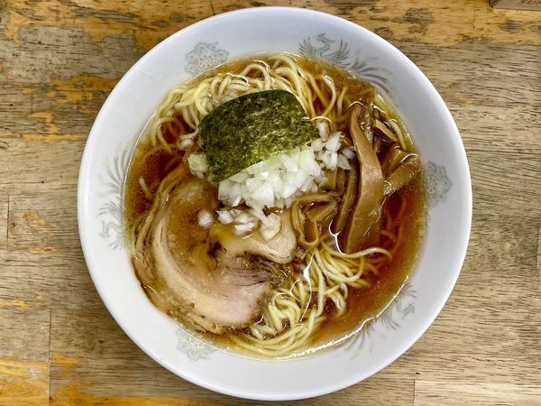「チャーシュー皿＋赤星→角ハイ→多満自慢→ラーメン［卵麺］」@丸幸の写真