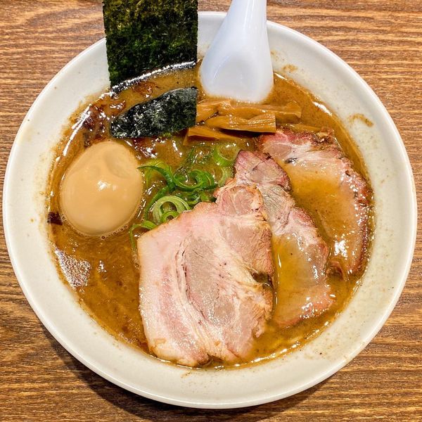 「特製うめやそば ¥1,000」@中華そば うめやの写真