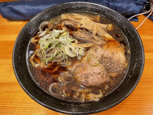 「富山ブラック」@博多ラーメン ばたやん 駅前店の写真