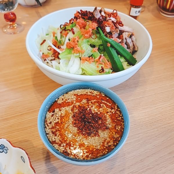 「【期間限定】冷やし辛つけそば辛増し」@中華そば専門 とんちぼの写真