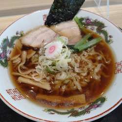 手揉み中華そば750円