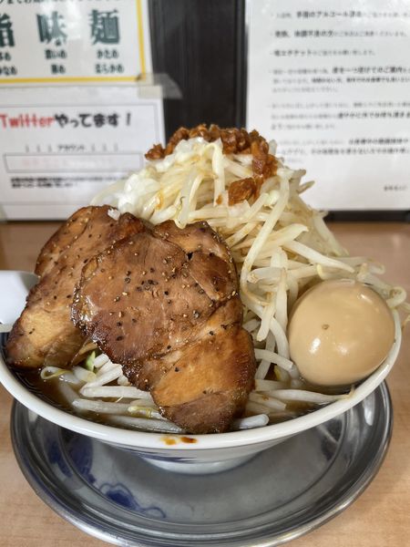 「特製ふじめん中盛（野菜にんにく）¥980」@雷神 角ふじの写真