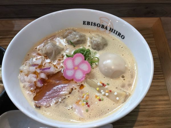 「濃厚えびそば+わんたん＋味玉」@えびそば 緋彩の写真