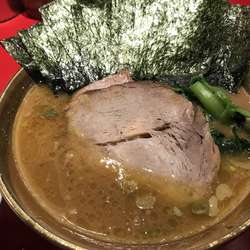 ラーメン中　海苔　ライス　特上チャーシュー