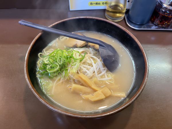 「らーめん（640円）」@ミカクの写真