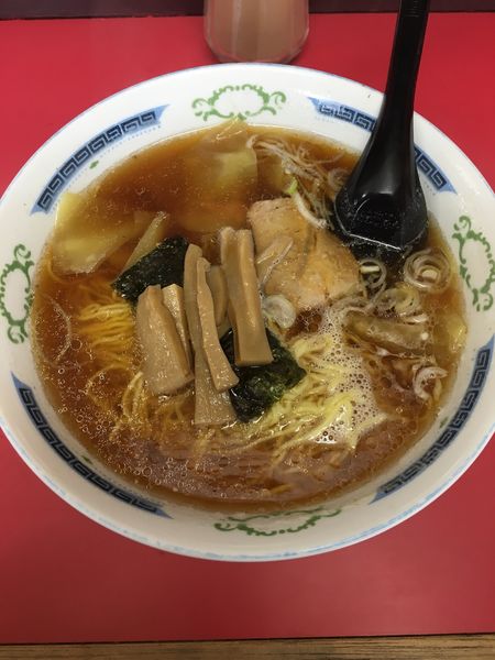 「ワンタン麺(530円)」@伊峡の写真