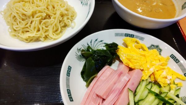 「ごま味噌冷やし」@日高屋 ベルトーレ金町店の写真