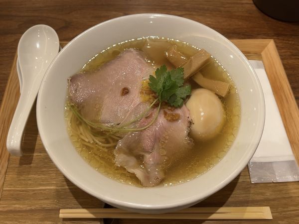 「黄金貝ラーメン 味玉付き」@なにわ麺次郎 然の写真