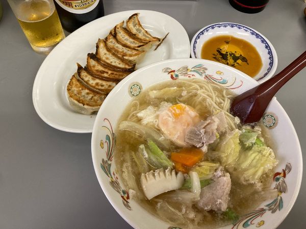 「五目麺¥450+餃子¥280+瓶ビール(大)¥500」@美味園の写真