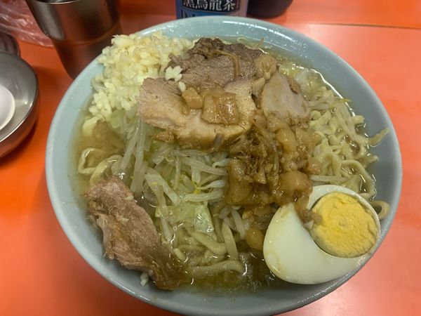 「富士丸ラーメン+ブタカスアブラ+生卵」@ラーメン富士丸 神谷本店の写真