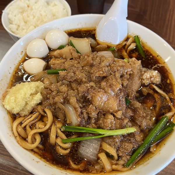 「スタ満ソバ（ニンニク少・ショウガ・背脂）＋まさお＋小ライス」@元祖スタミナ満点らーめん すず鬼 熊谷うえちゃん店の写真