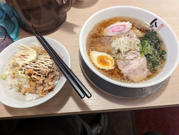 「チャーシューメン・チャーシュー丼セット」@麺飯食堂 八右衛門の写真