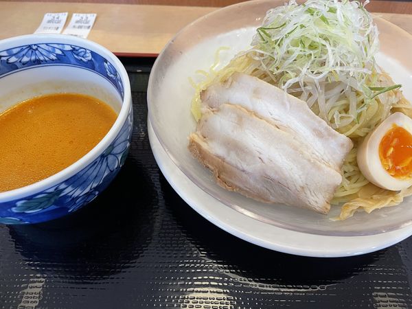 「限定：冷やし担々つけ麺790円+ワンタン110円」@ロクマルらーめん 南福島店の写真