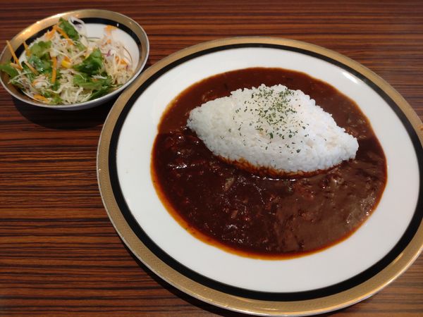 「早矢仕とカレーの２色ソースライス　１４２０円」@M&C cafe 丸の内店の写真