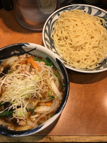 「肉野菜つけ麺」@つけめん でんまる 飯田橋店の写真