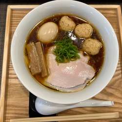 特製鶏醬油らうめん　1,500円