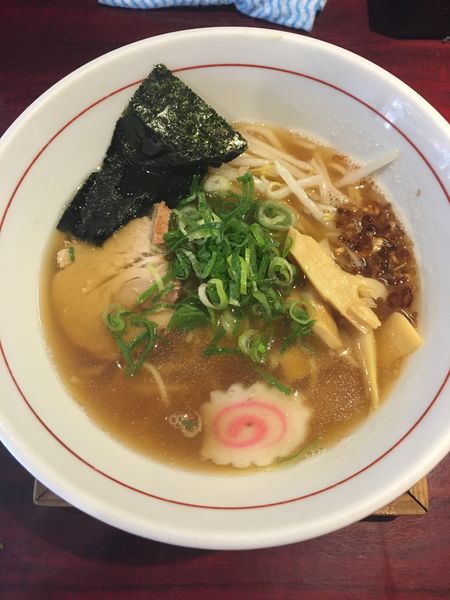 「醤油らーめん(680円)」@麺屋まるの写真