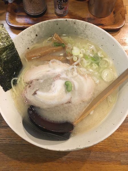 「笑丸らーめん(680円)」@とんこつらーめん 笑丸の写真