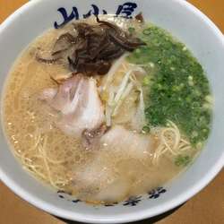 とんこつラーメン(421円)