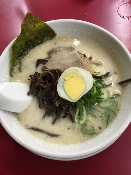 「ラーメン(500円)」@博多天神 歌舞伎町一番街通り店の写真
