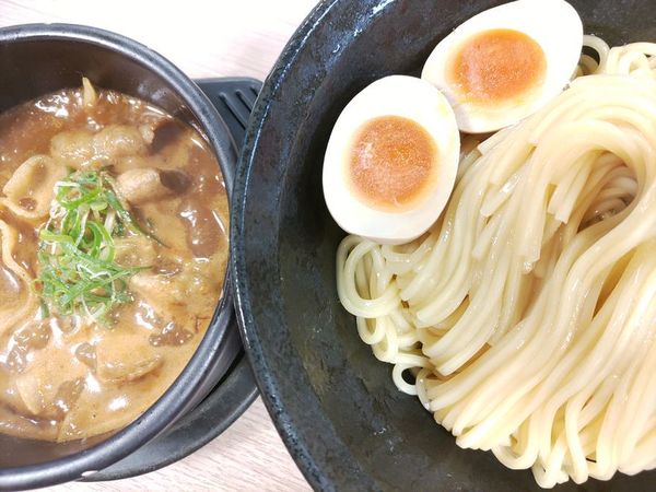 「カレーつけ麺 虜（大盛）」@越後つけ麺維新 大井町店の写真