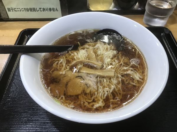 「らーめん 300円」@ラーメン三吉の写真